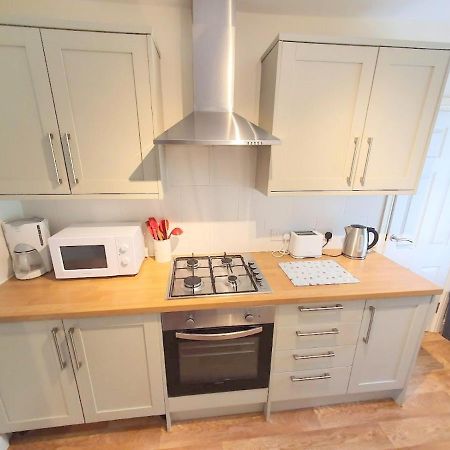 Bassett Flat With 2 Bedrooms And Superfast Wi-Fi سيتينغبورن المظهر الخارجي الصورة