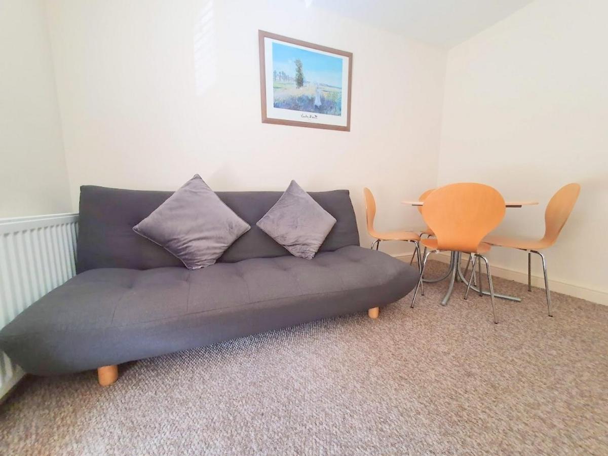 Bassett Flat With 2 Bedrooms And Superfast Wi-Fi سيتينغبورن المظهر الخارجي الصورة