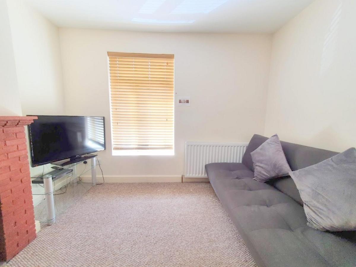 Bassett Flat With 2 Bedrooms And Superfast Wi-Fi سيتينغبورن المظهر الخارجي الصورة